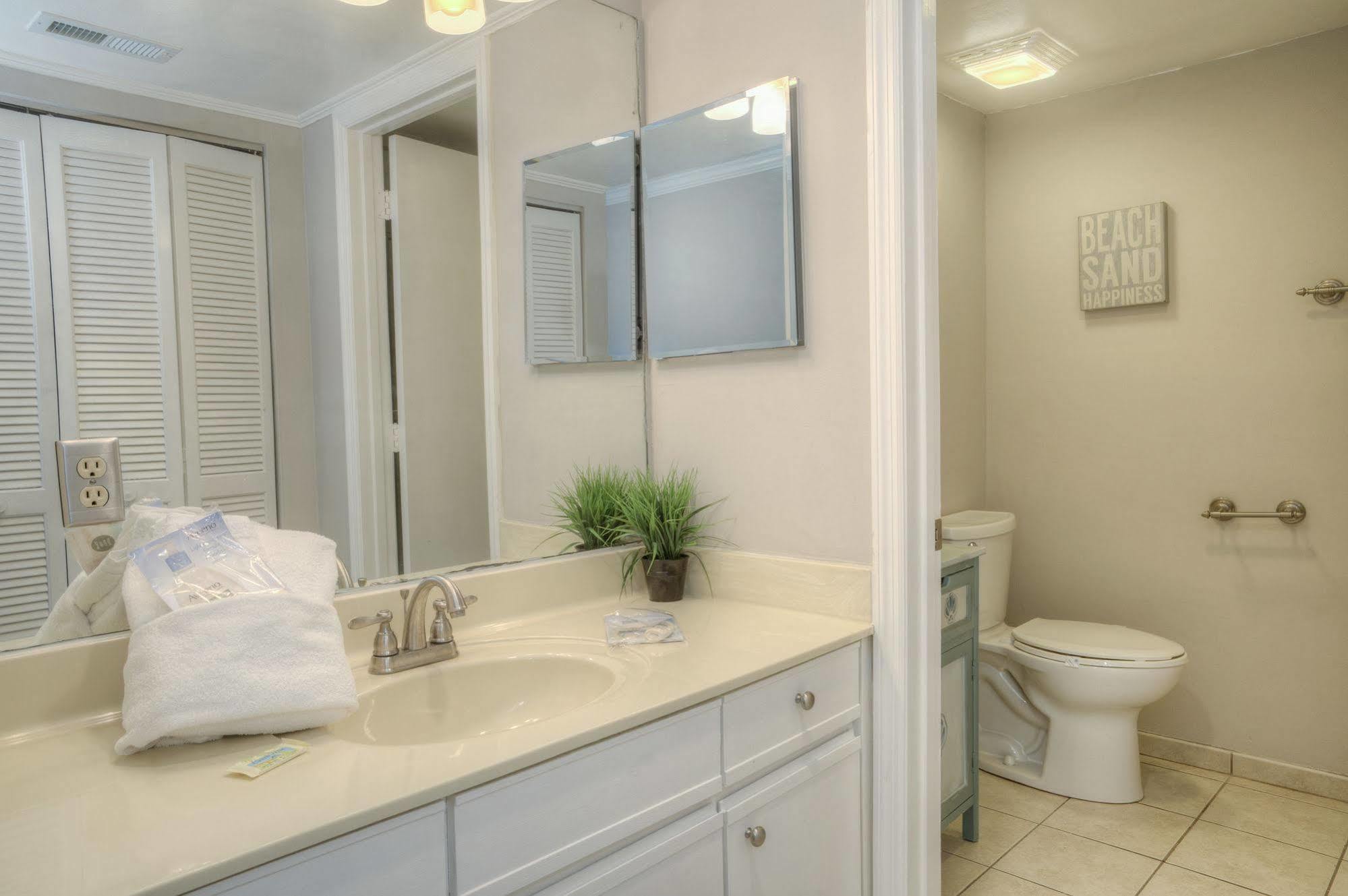 The Dunes Towers By Palmetto Vacation Rentals Myrtle Beach Eksteriør billede